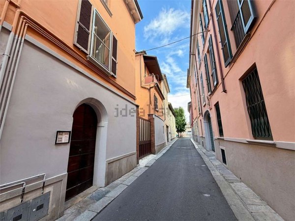 appartamento in vendita a Piacenza in zona Centro Storico