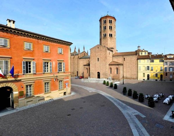 appartamento in vendita a Piacenza in zona Centro Storico
