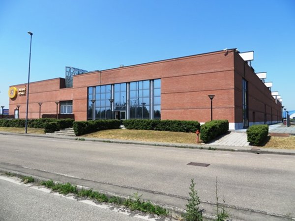 ufficio in vendita a Piacenza in zona Stadio