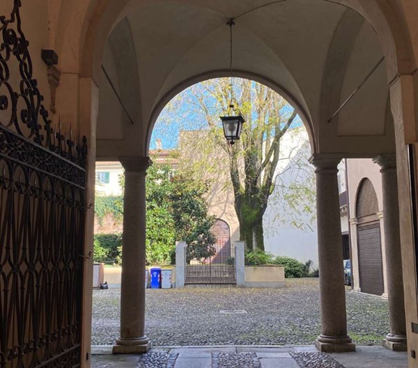 appartamento in vendita a Piacenza in zona Centro Storico