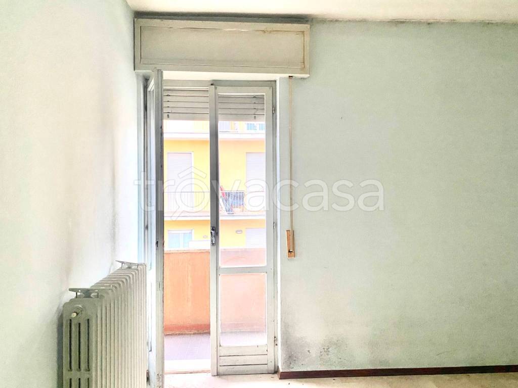 appartamento in vendita a Pianello Val Tidone in zona Azzano
