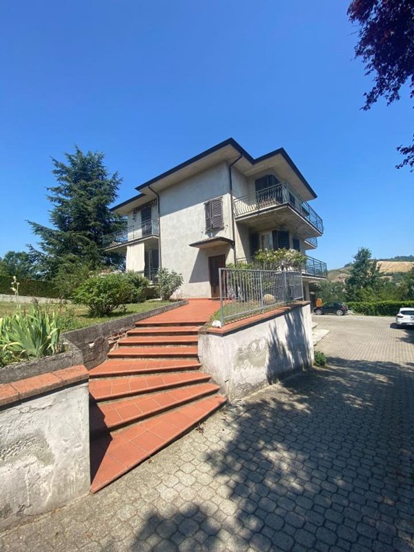 casa indipendente in vendita a Pianello Val Tidone