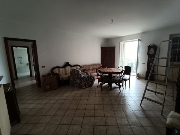 casa indipendente in vendita a Pianello Val Tidone