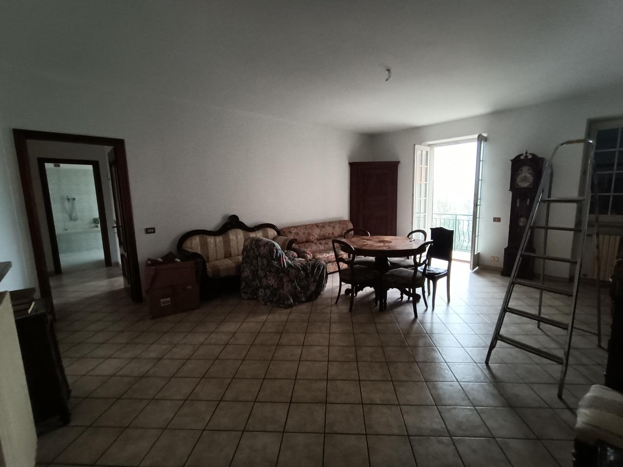 casa indipendente in vendita a Pianello Val Tidone