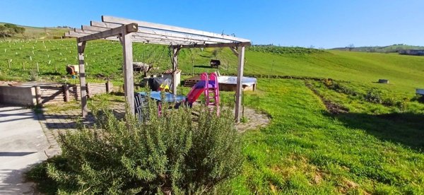 casa indipendente in vendita a Pianello Val Tidone