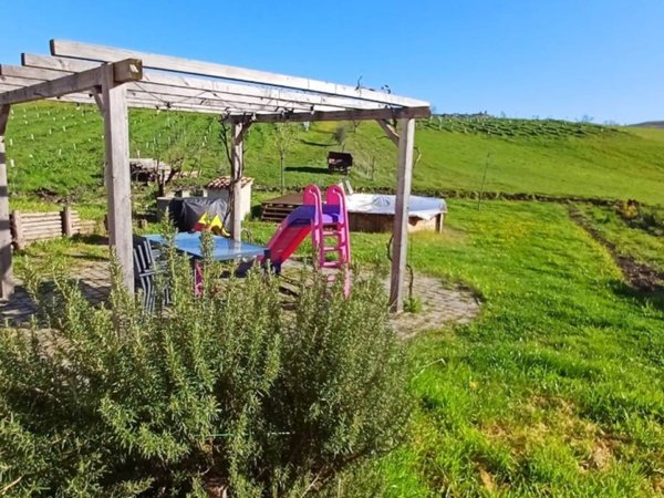 casa indipendente in vendita a Pianello Val Tidone