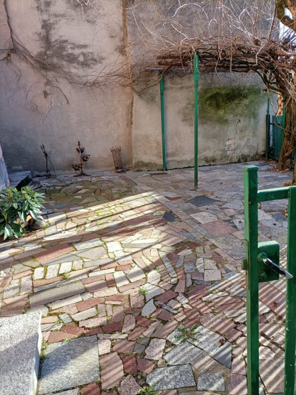 casa indipendente in vendita a Pianello Val Tidone in zona Casanova