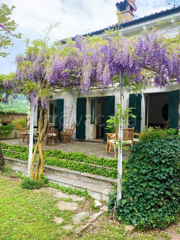 casa indipendente in vendita a Pianello Val Tidone