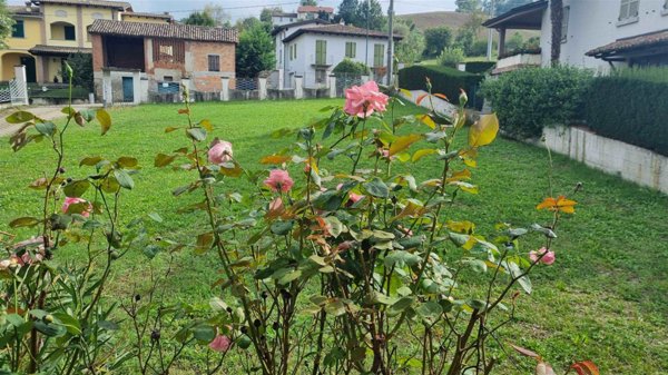 casa indipendente in vendita a Pianello Val Tidone