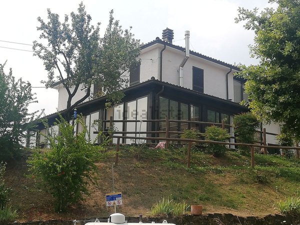 casa indipendente in vendita a Pianello Val Tidone