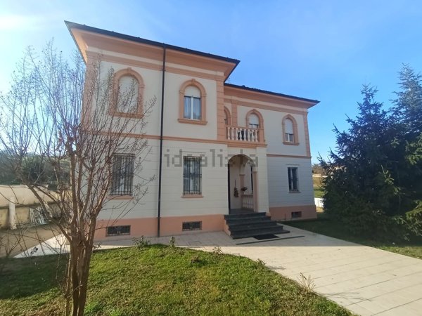 casa indipendente in vendita a Pianello Val Tidone