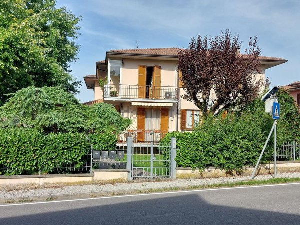 appartamento in vendita a Pianello Val Tidone