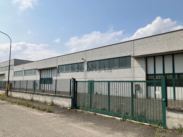 capannone in vendita a Pianello Val Tidone