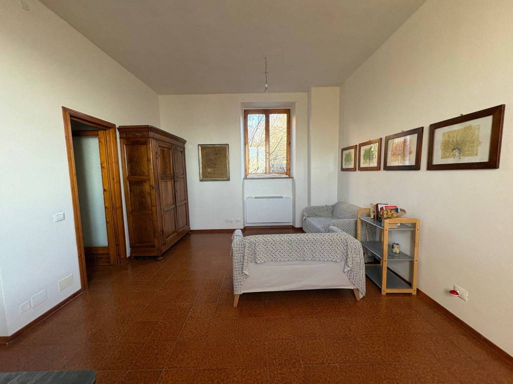 appartamento in vendita a Pianello Val Tidone in zona Arcello