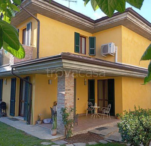 casa indipendente in vendita a Pianello Val Tidone