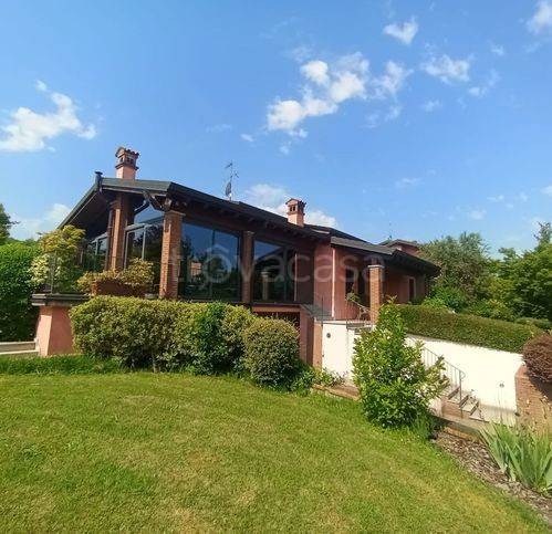 casa indipendente in vendita a Pianello Val Tidone