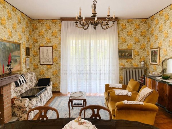 casa indipendente in vendita a Pianello Val Tidone