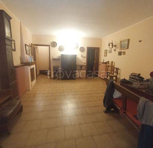 casa indipendente in vendita a Pianello Val Tidone