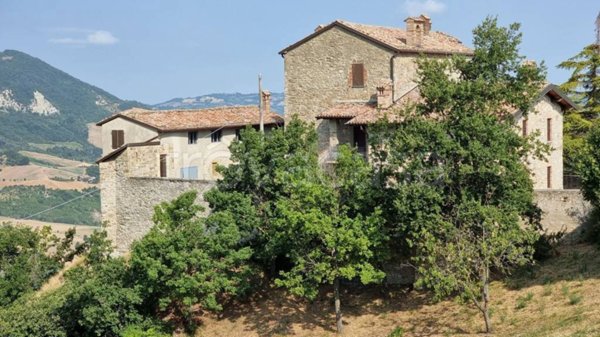 villa in vendita a Piozzano