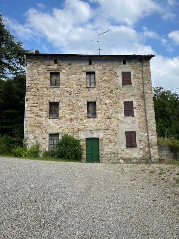 azienda agricola in vendita a Piozzano in zona Vidiano