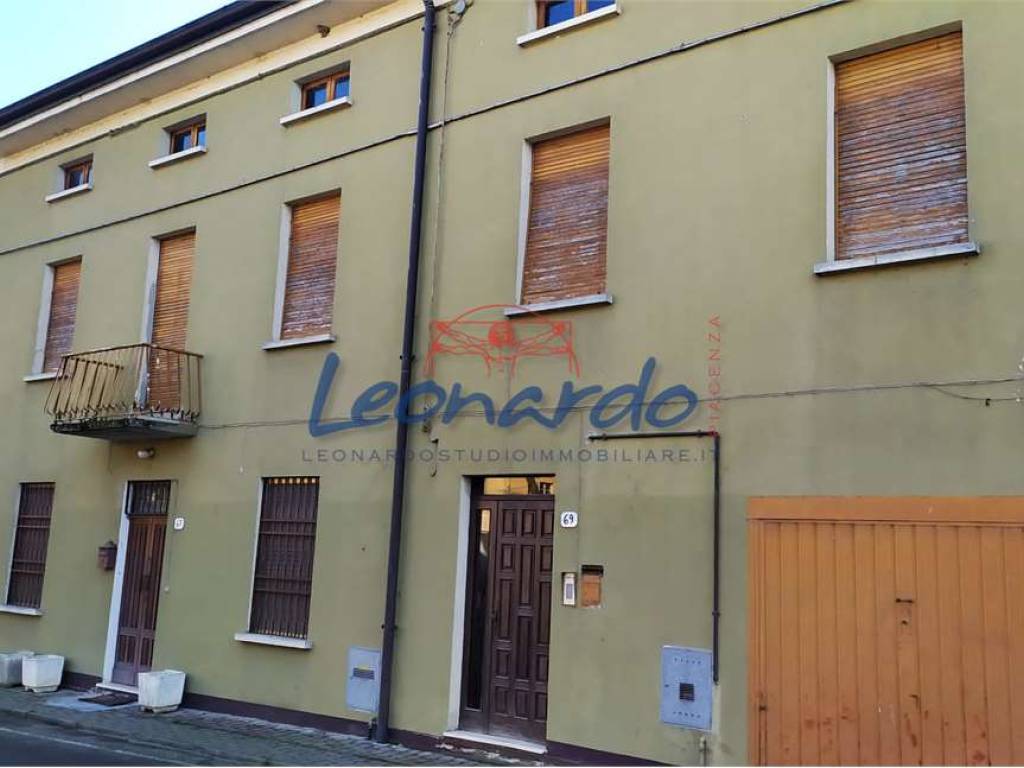 appartamento in vendita a Piozzano