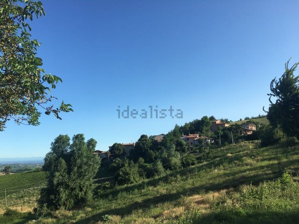 casa indipendente in vendita a Piozzano in zona San Gabriele