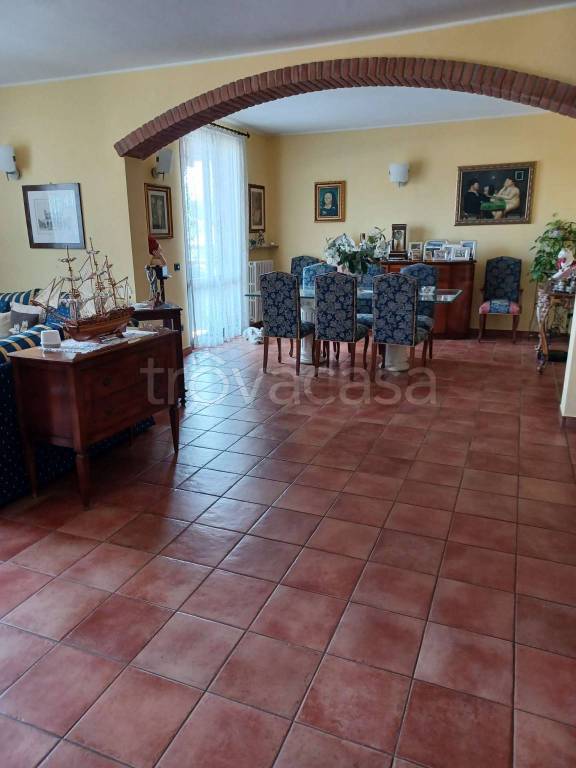 casa indipendente in vendita a Podenzano