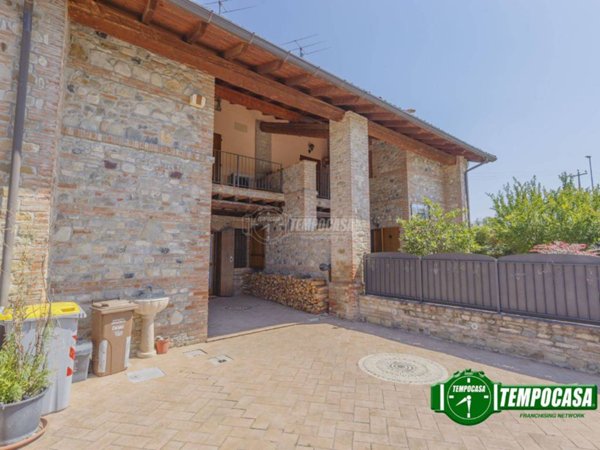 casa indipendente in vendita a Podenzano