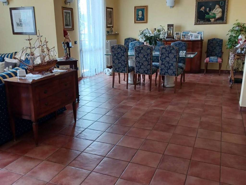casa indipendente in vendita a Podenzano