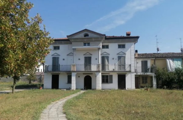 casa indipendente in vendita a Podenzano