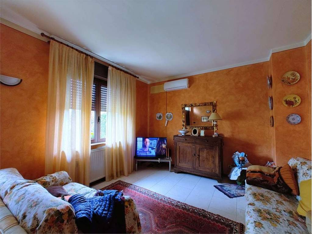 casa indipendente in vendita a Podenzano
