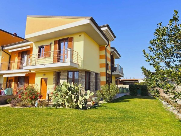 casa indipendente in vendita a Podenzano in zona Gariga