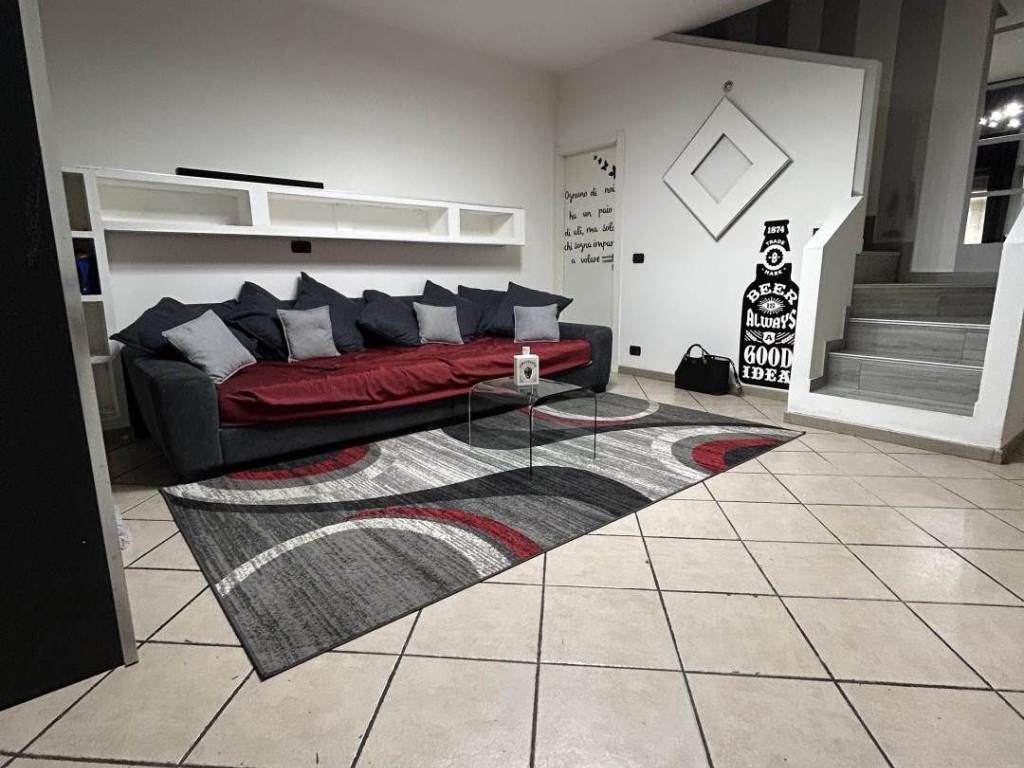casa indipendente in vendita a Podenzano