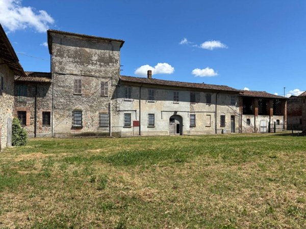 casa indipendente in vendita a Podenzano