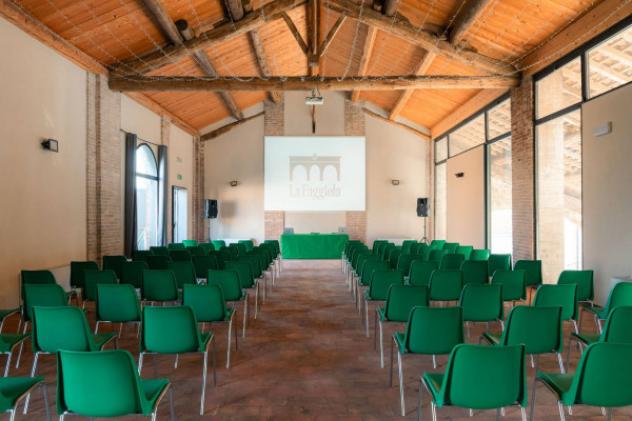 intera palazzina in vendita a Podenzano in zona Gariga