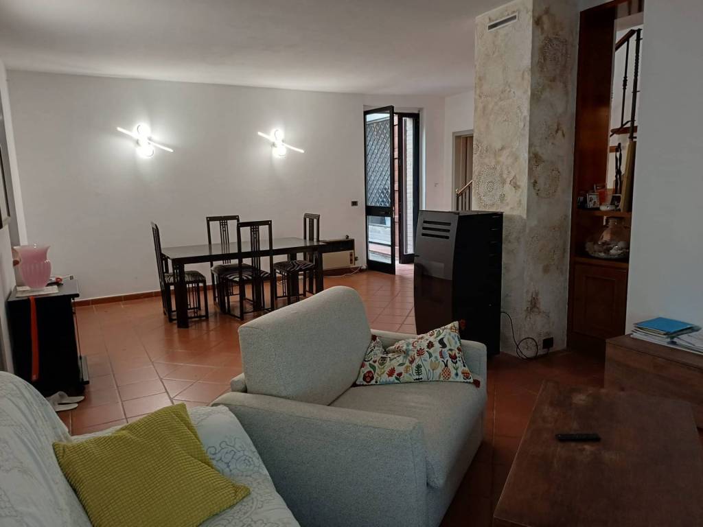 casa indipendente in vendita a Podenzano