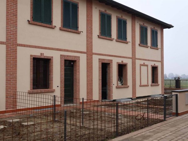 casa indipendente in vendita a Podenzano in zona Gariga