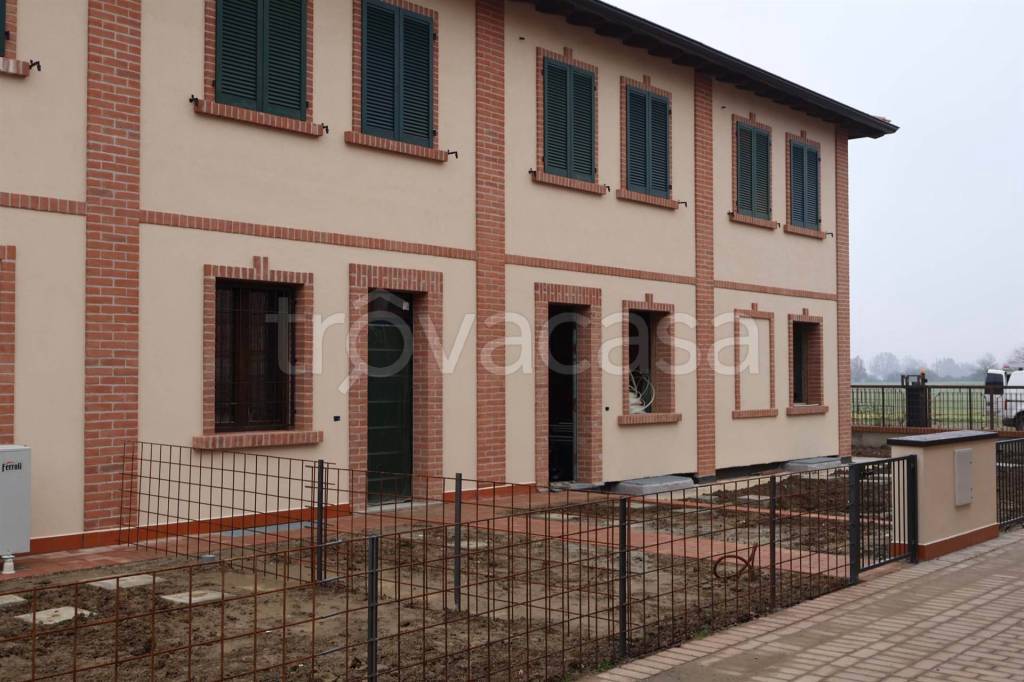 casa indipendente in vendita a Podenzano in zona Gariga