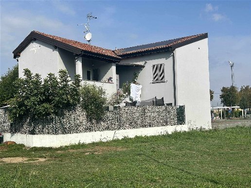 casa indipendente in vendita a Podenzano