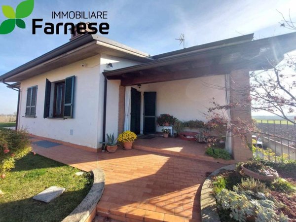 casa indipendente in vendita a Podenzano
