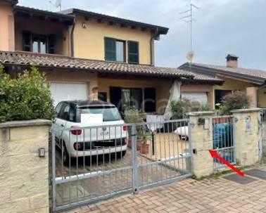 casa indipendente in vendita a Podenzano