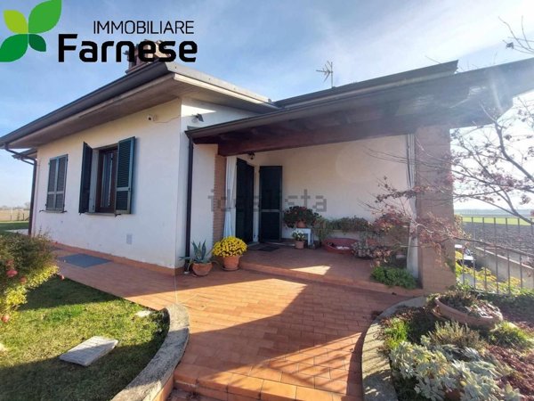 casa indipendente in vendita a Podenzano