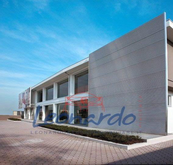 locale commerciale in vendita a Podenzano in zona Gariga