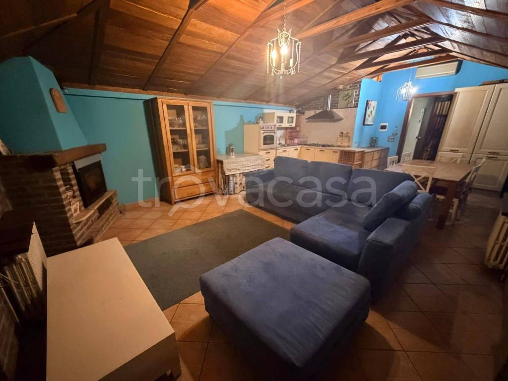 casa indipendente in vendita a Podenzano in zona San Polo