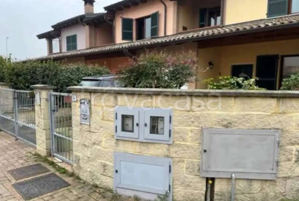 casa indipendente in vendita a Podenzano