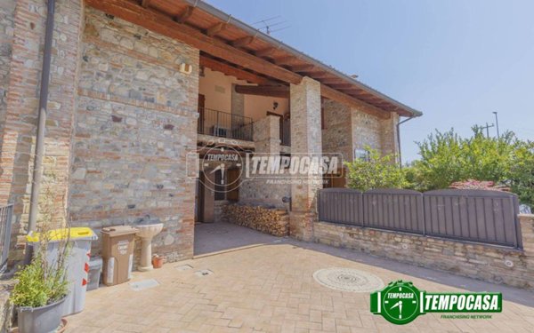 casa indipendente in vendita a Podenzano