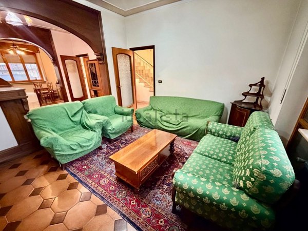 casa indipendente in vendita a Podenzano