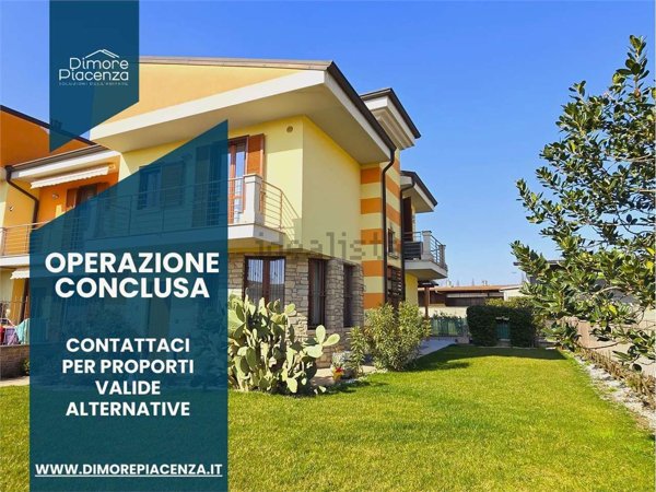 casa indipendente in vendita a Podenzano in zona Gariga