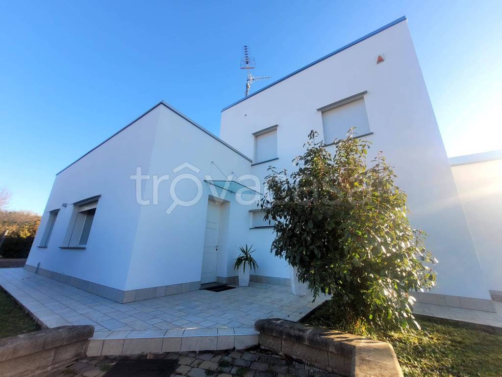 casa indipendente in vendita a Podenzano