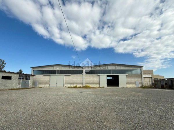 capannone in vendita a Podenzano